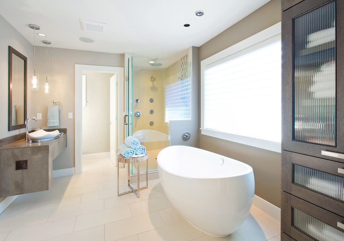 Bathroom listing photo